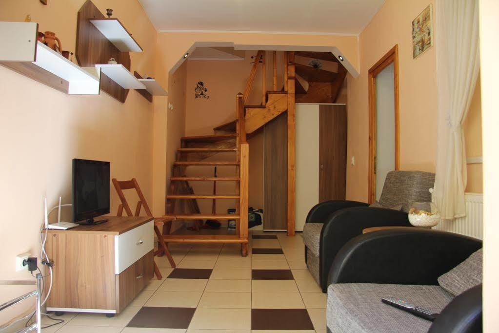 Apartament Simon Braşov Esterno foto